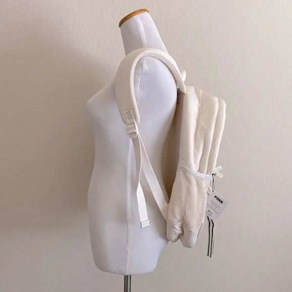 Victoria’s Secret Pink Quilted Puffer Backpack in White Shell - Picture 3 of 10